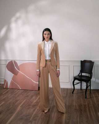 Classic Fit Beige Velvet Blazer - Atelier de La Hang